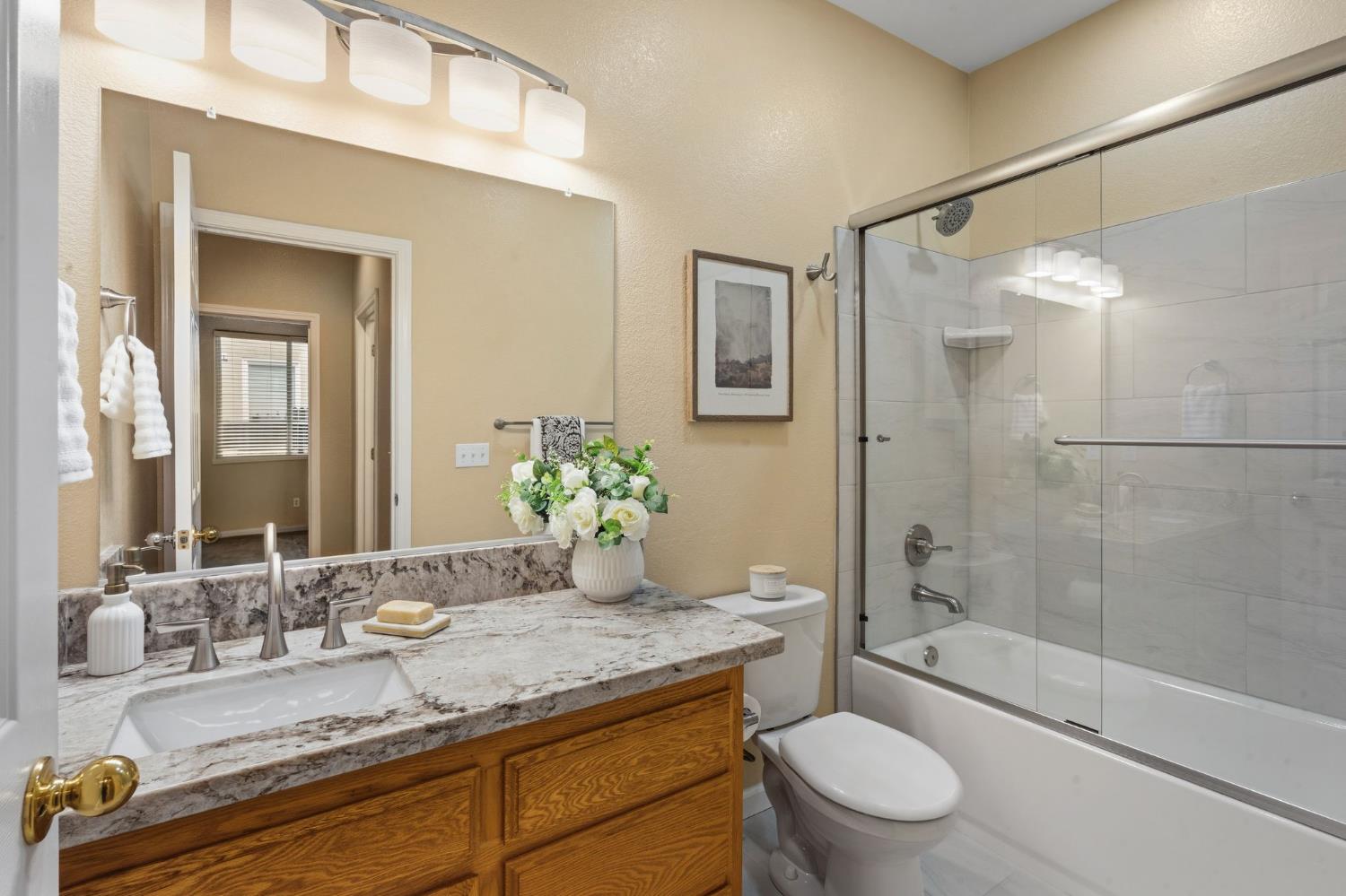5676 Overleaf Way Sacramento, CA 95835 - Photo 18 of 23