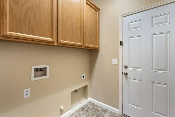 $615,000 | 5676 Overleaf Way, Sacramento, CA 95835