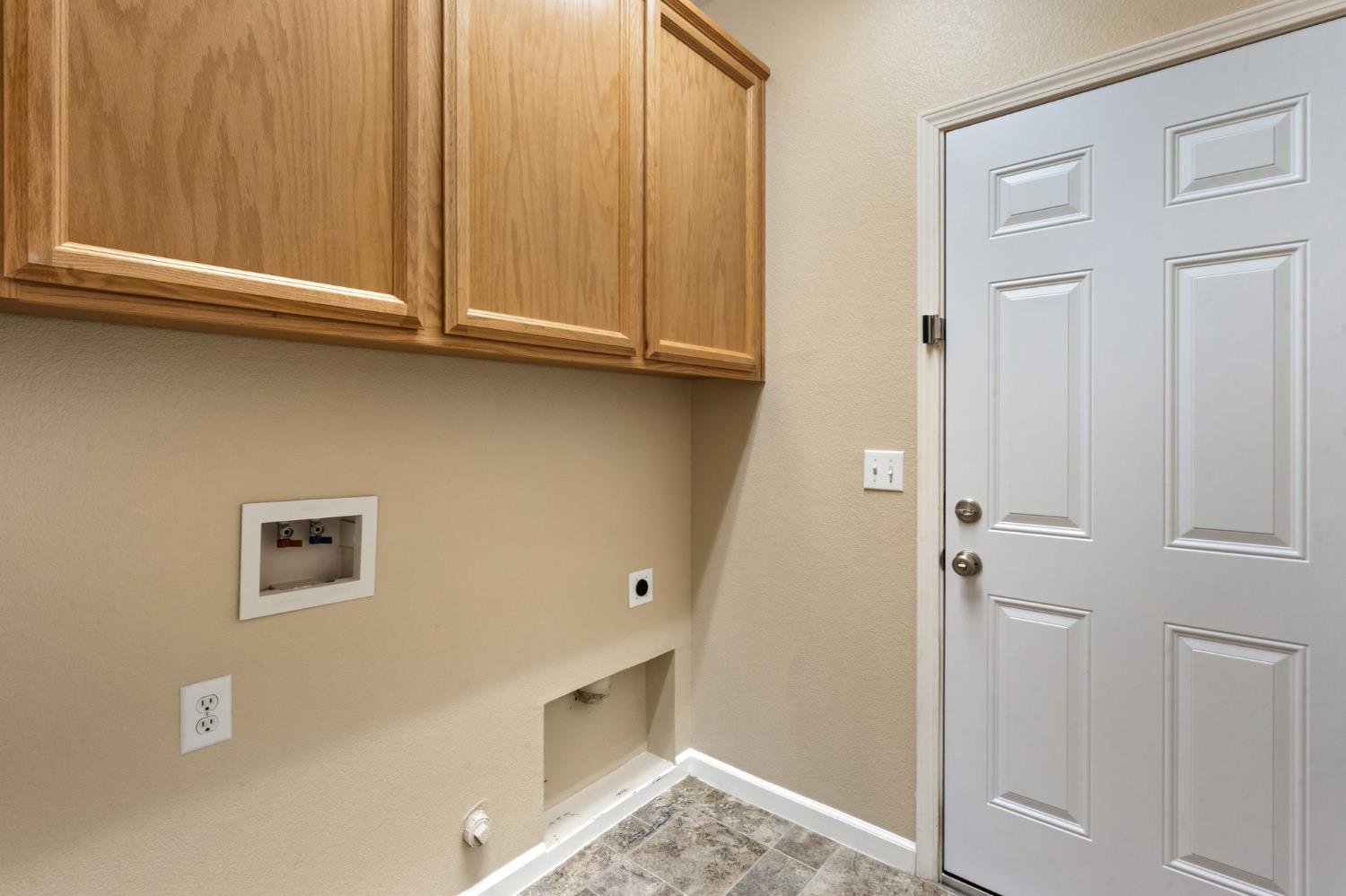 5676 Overleaf Way Sacramento, CA 95835 - Photo 19 of 23