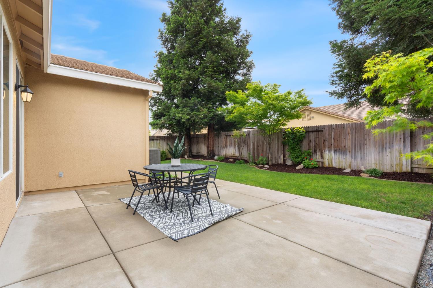 5676 Overleaf Way Sacramento, CA 95835 - Photo 21 of 23