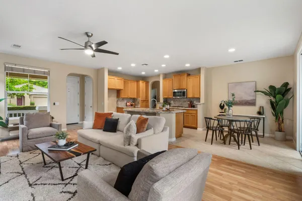 $615,000 | 5676 Overleaf Way, Sacramento, CA 95835