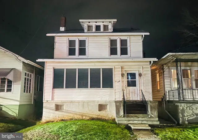 $129,900 | 140 West Main Street, Schuylkill Haven, PA 17972