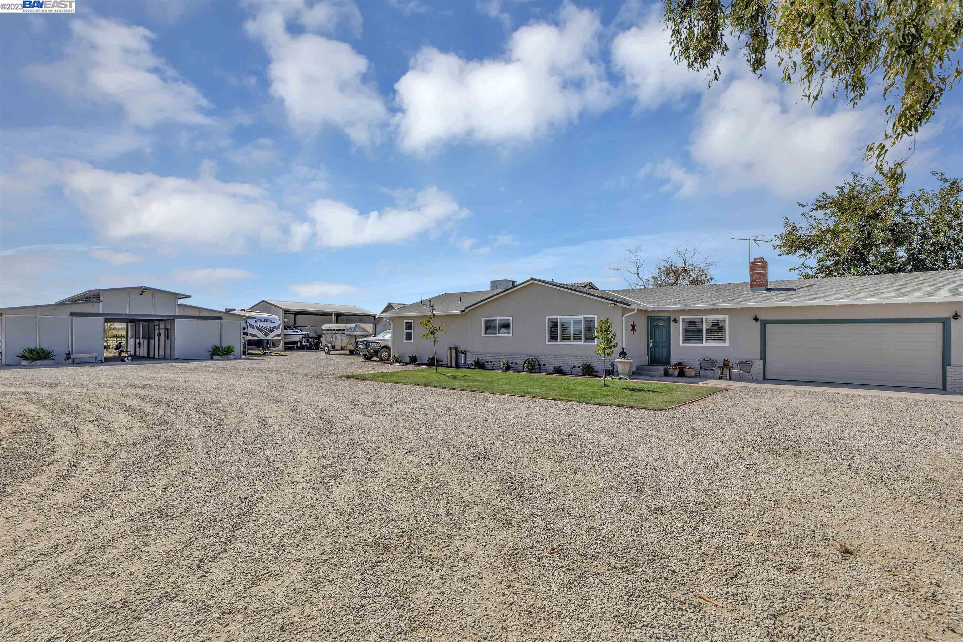 14242 West Middle Road Tracy, CA 95304 - Photo 1 of 1 Gallery Image 1