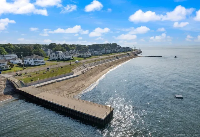 $3,200 | 10 West View Road, Old Saybrook, CT 06475