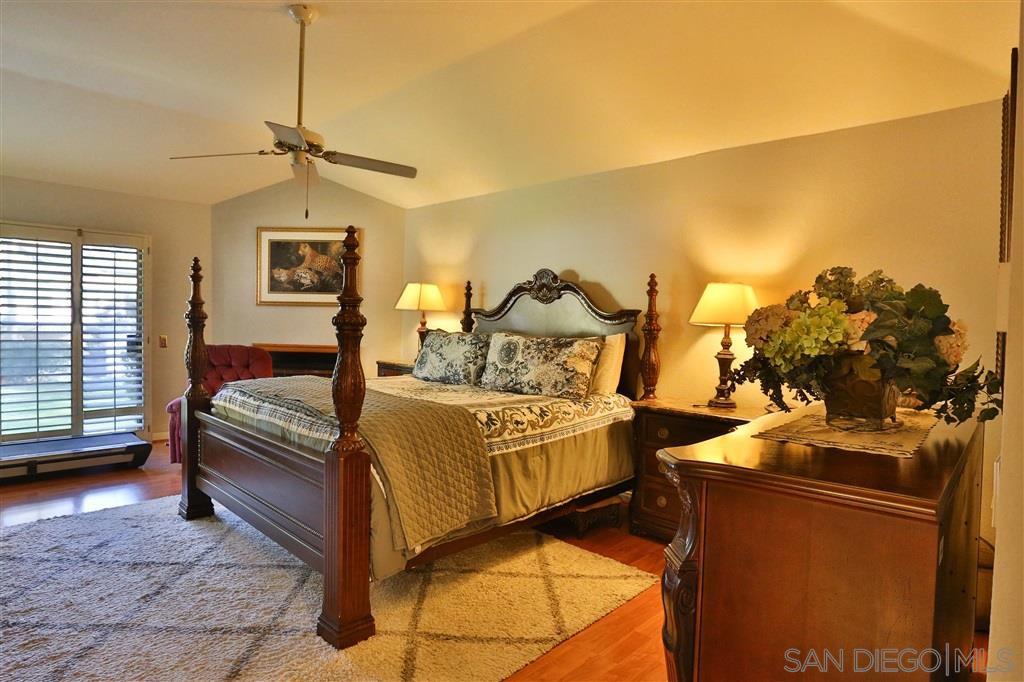 13810 Del Poniente Road Poway, CA 92064 - Photo 11 of 23
