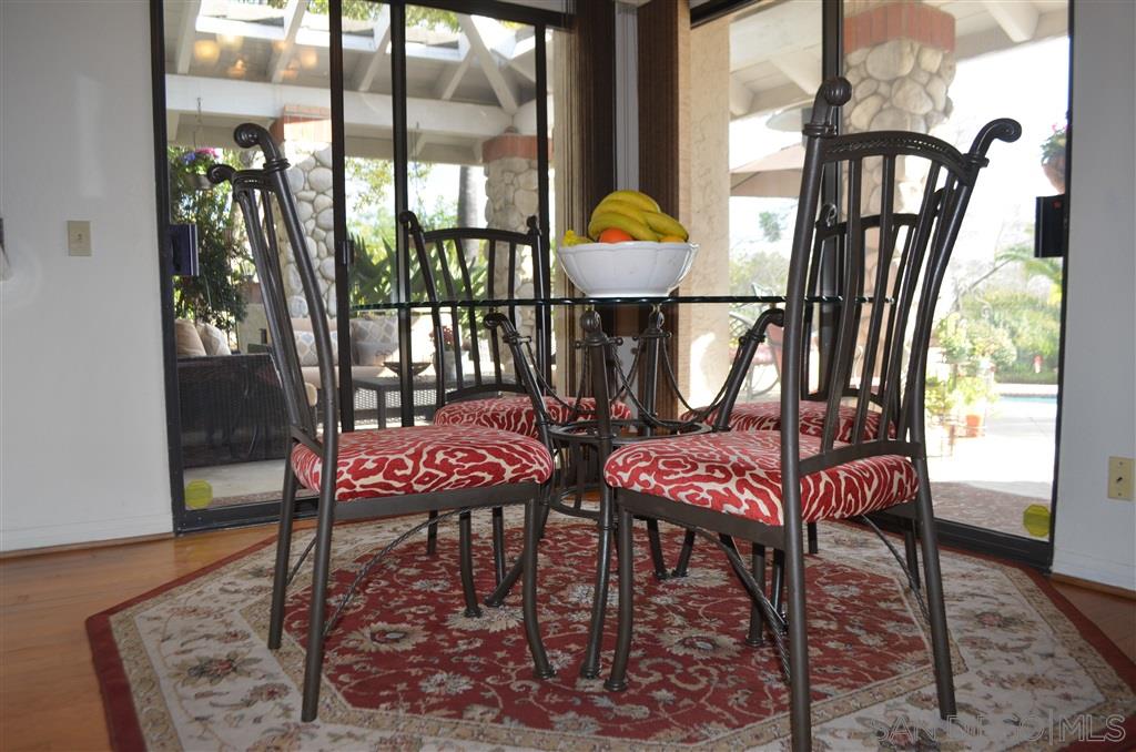 13810 Del Poniente Road Poway, CA 92064 - Photo 6 of 23