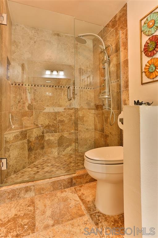 13810 Del Poniente Road Poway, CA 92064 - Photo 10 of 23