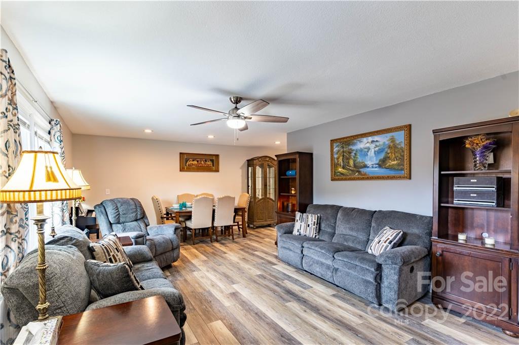 107 Pebblebrook Street Clyde, NC 28721 - Photo 12 of 45 Gallery Image 12