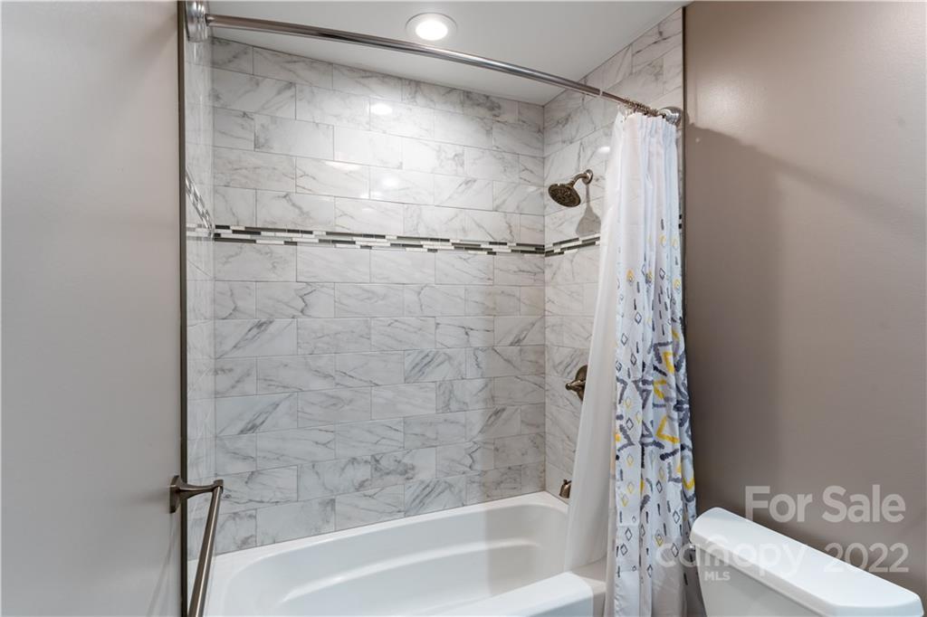 107 Pebblebrook Street Clyde, NC 28721 - Photo 21 of 45 Gallery Image 21