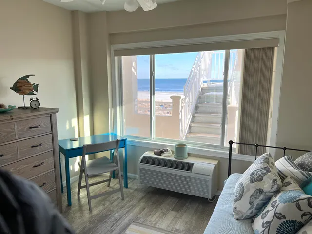 $1,400 | 5300 Boardwalk - Winter Rental, Unit 324, Ventnor City, NJ 08406