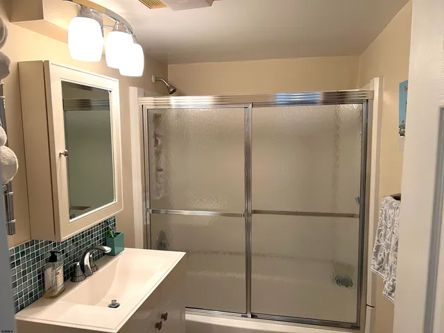 $1,400 | 5300 Boardwalk - Winter Rental, Unit 324, Ventnor City, NJ 08406