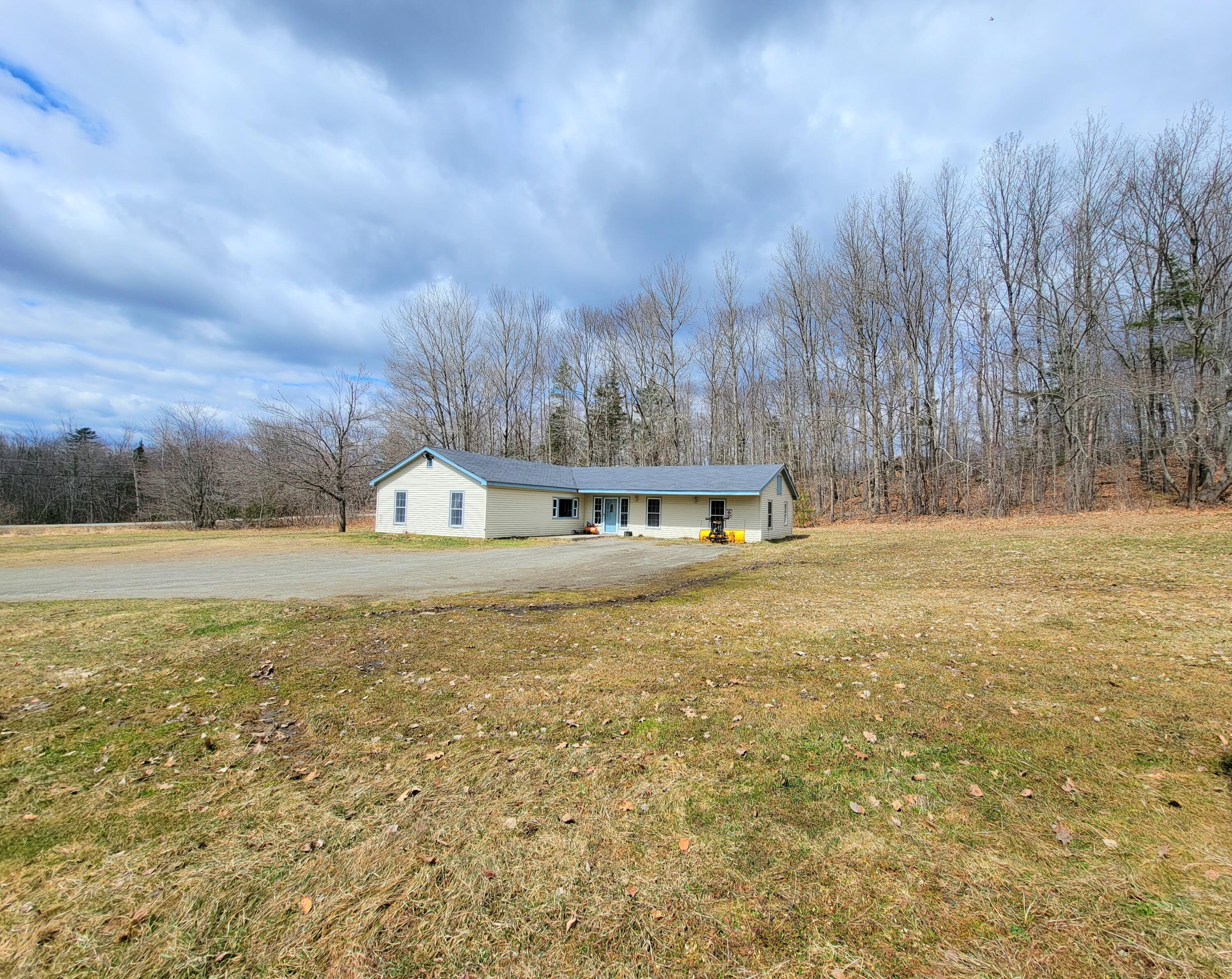 74 Lindsey Road Newburgh, ME 04444 - Photo 3 of 55 20220410_120648