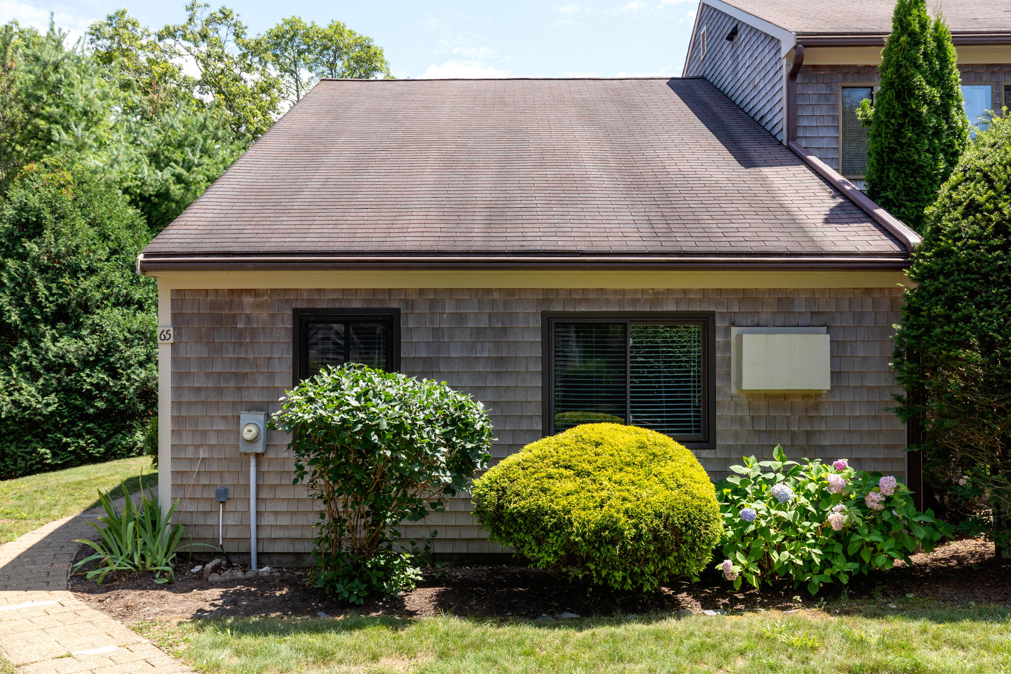 65 Round House Road, Unit 65 Buzzards Bay, MA 02532 - Photo 3 of 35 11