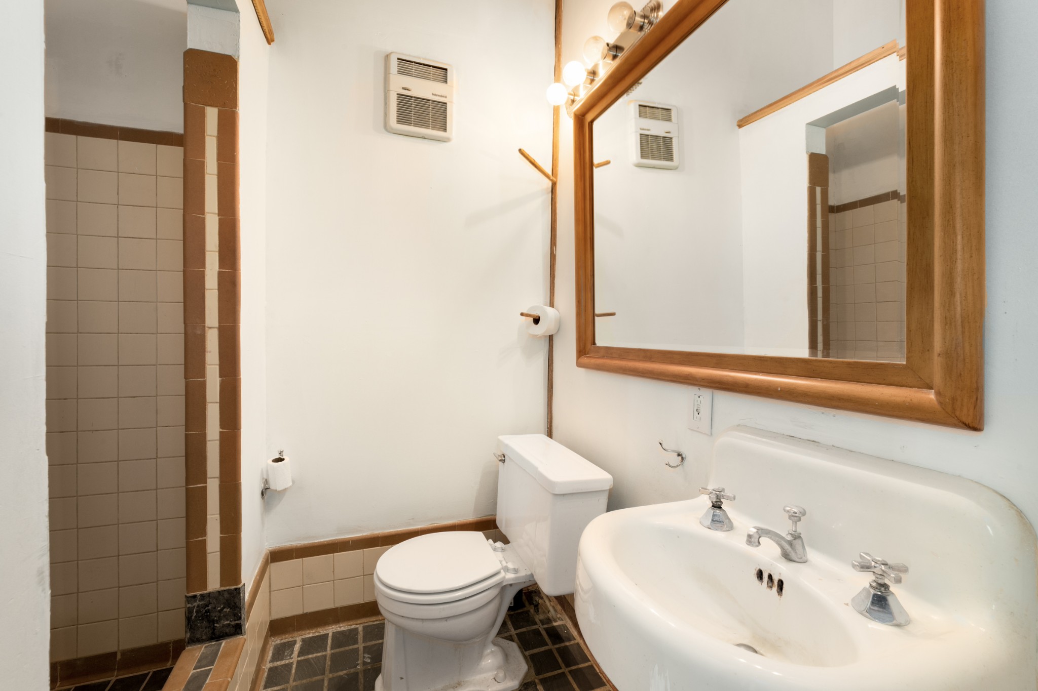 278 Captain Point Silver Point, TN 38582 - Photo 26 of 41 a bathroom with a sink and a mirror