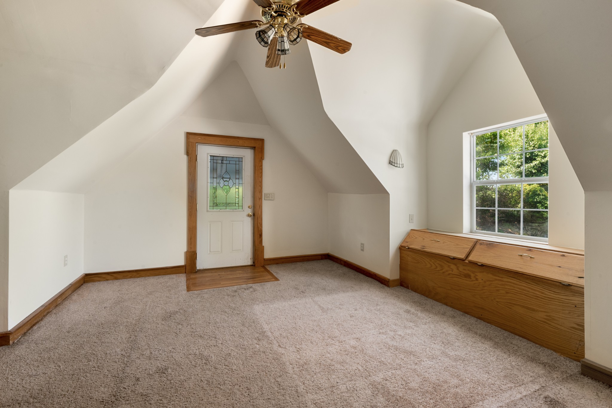 278 Captain Point Silver Point, TN 38582 - Photo 33 of 41 an empty room with windows and ceiling fan