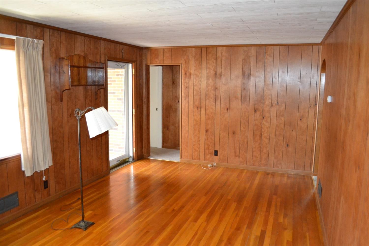 21375 North Hogan Road Milan, IN 47031 - Photo 10 of 19