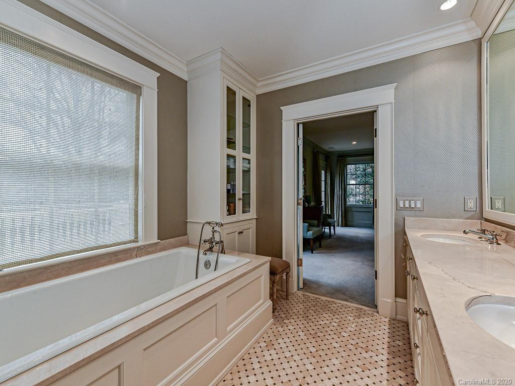 262 Colville Road Charlotte, NC 28207 - Photo 29 of 48 Gallery Image 29