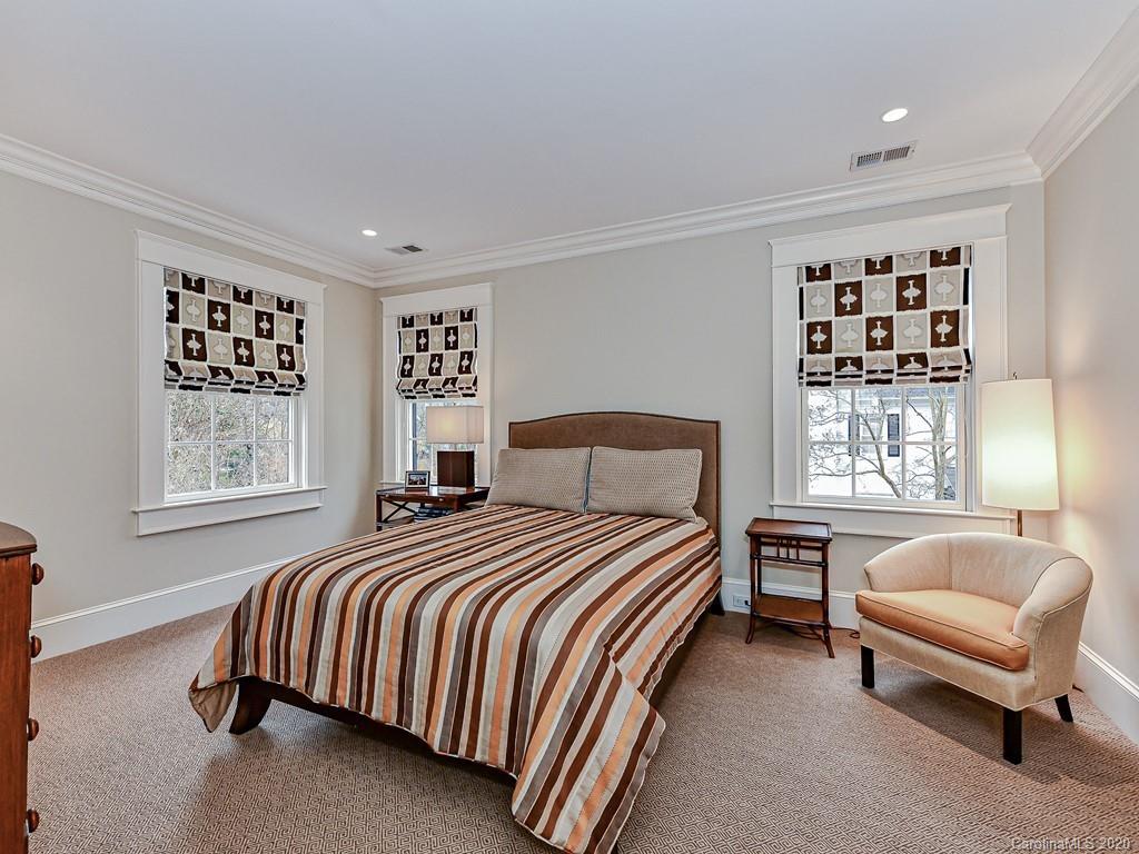 262 Colville Road Charlotte, NC 28207 - Photo 34 of 48 Gallery Image 34