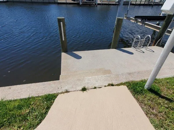 $5,000 | 423 Matares Drive, Punta Gorda, FL 33950