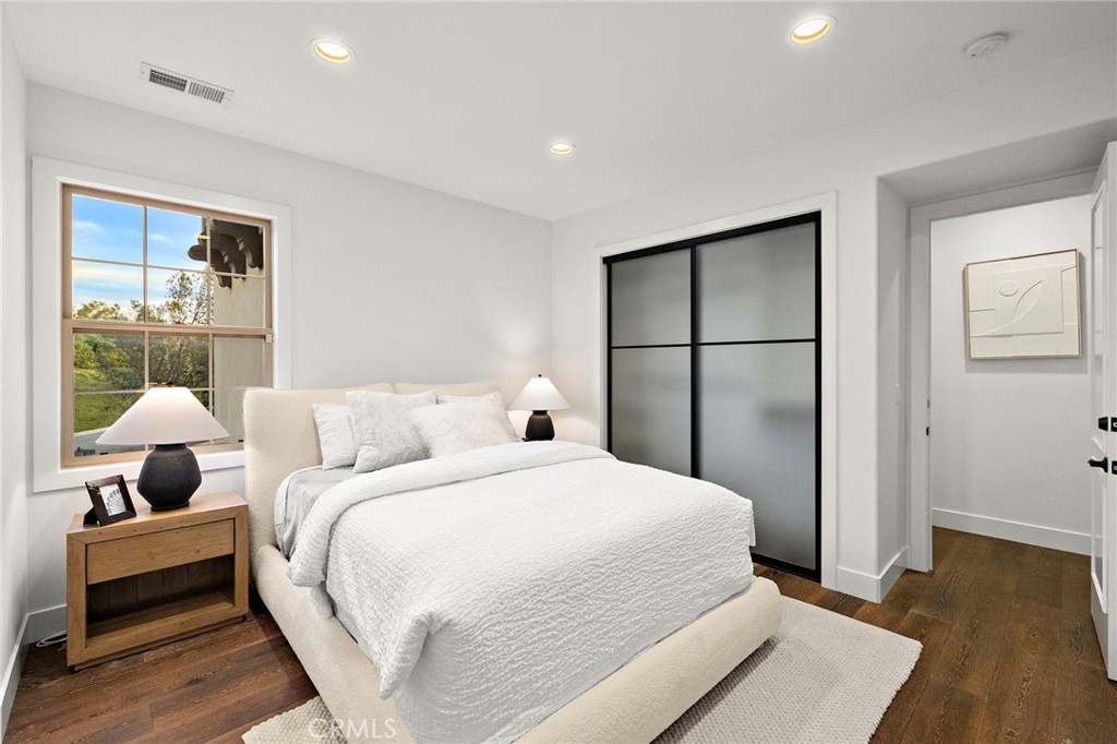 29 Small Grove Irvine, CA 92618 - Photo 20 of 42