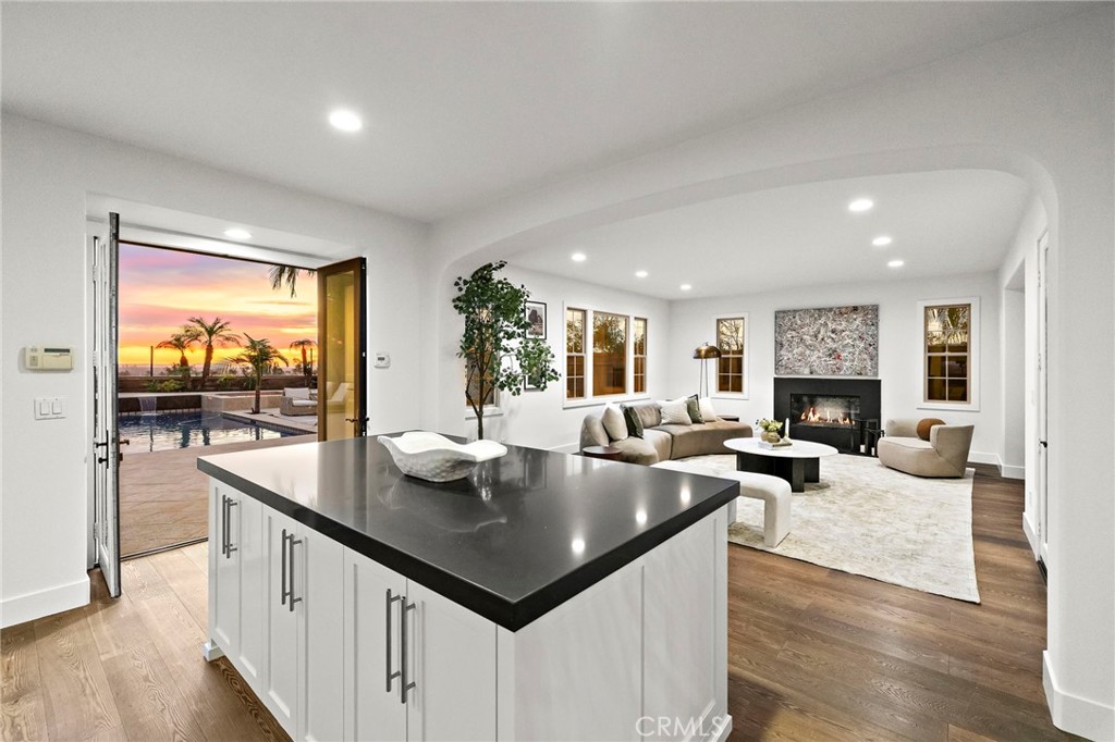 29 Small Grove Irvine, CA 92618 - Photo 10 of 42