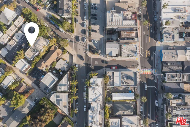 $4,495,000 | 509 Santa Clara Avenue, Venice, CA 90291