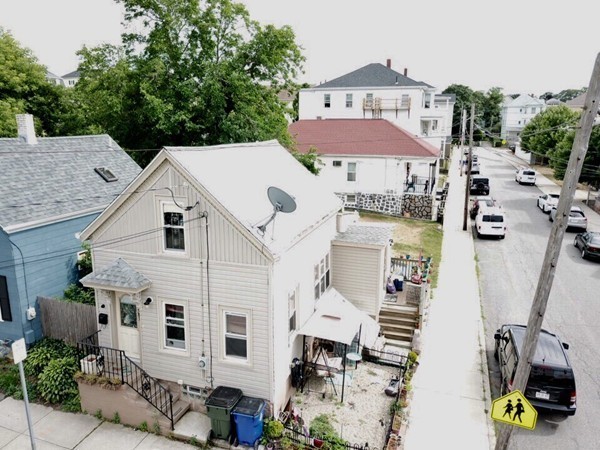 583 Slade Street Fall River, MA 02724 - Photo 3 of 24 Gallery Image 3
