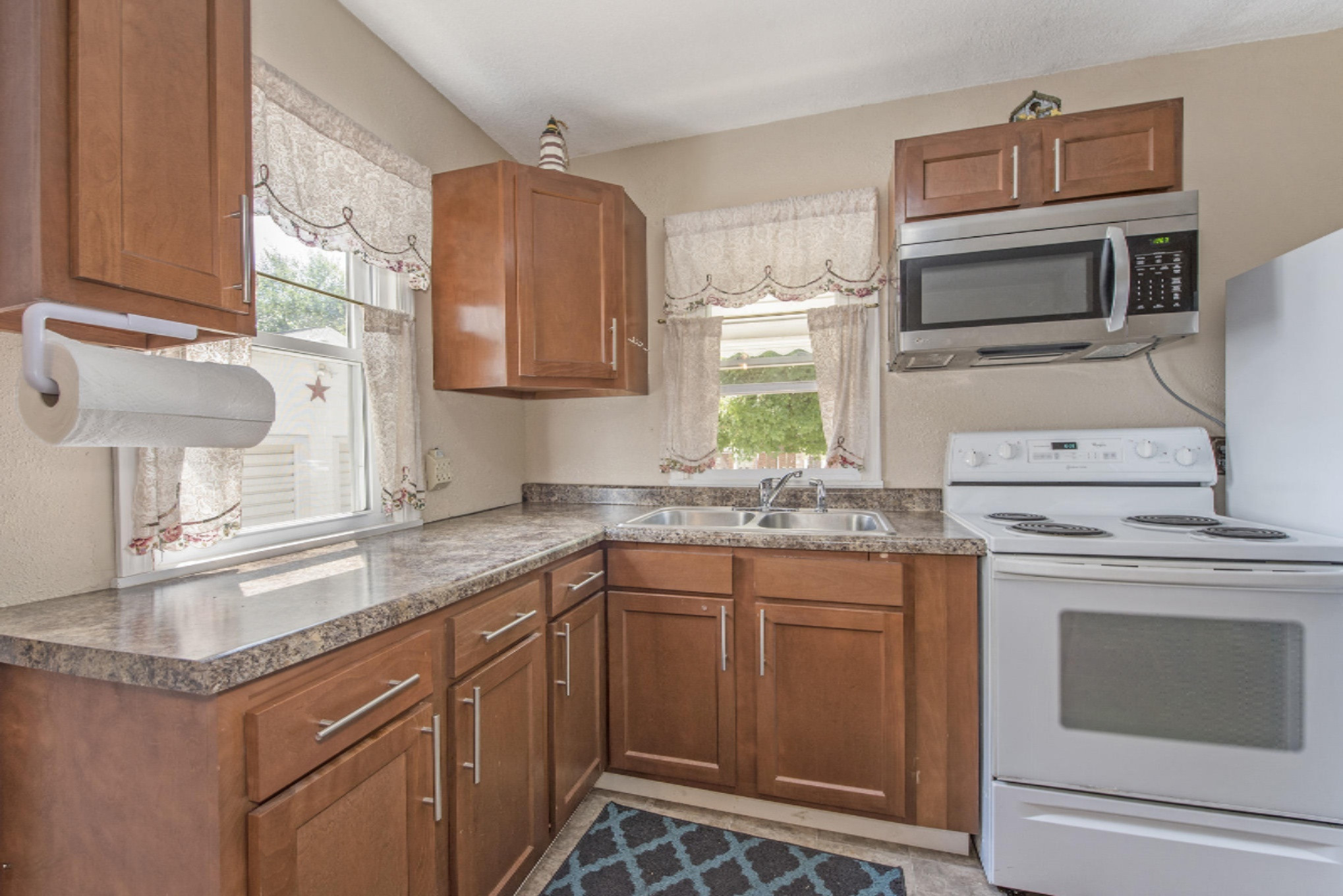 9 Springfield Drive Springfield, MI 49037 - Photo 8 of 19 Springfield Dr_18