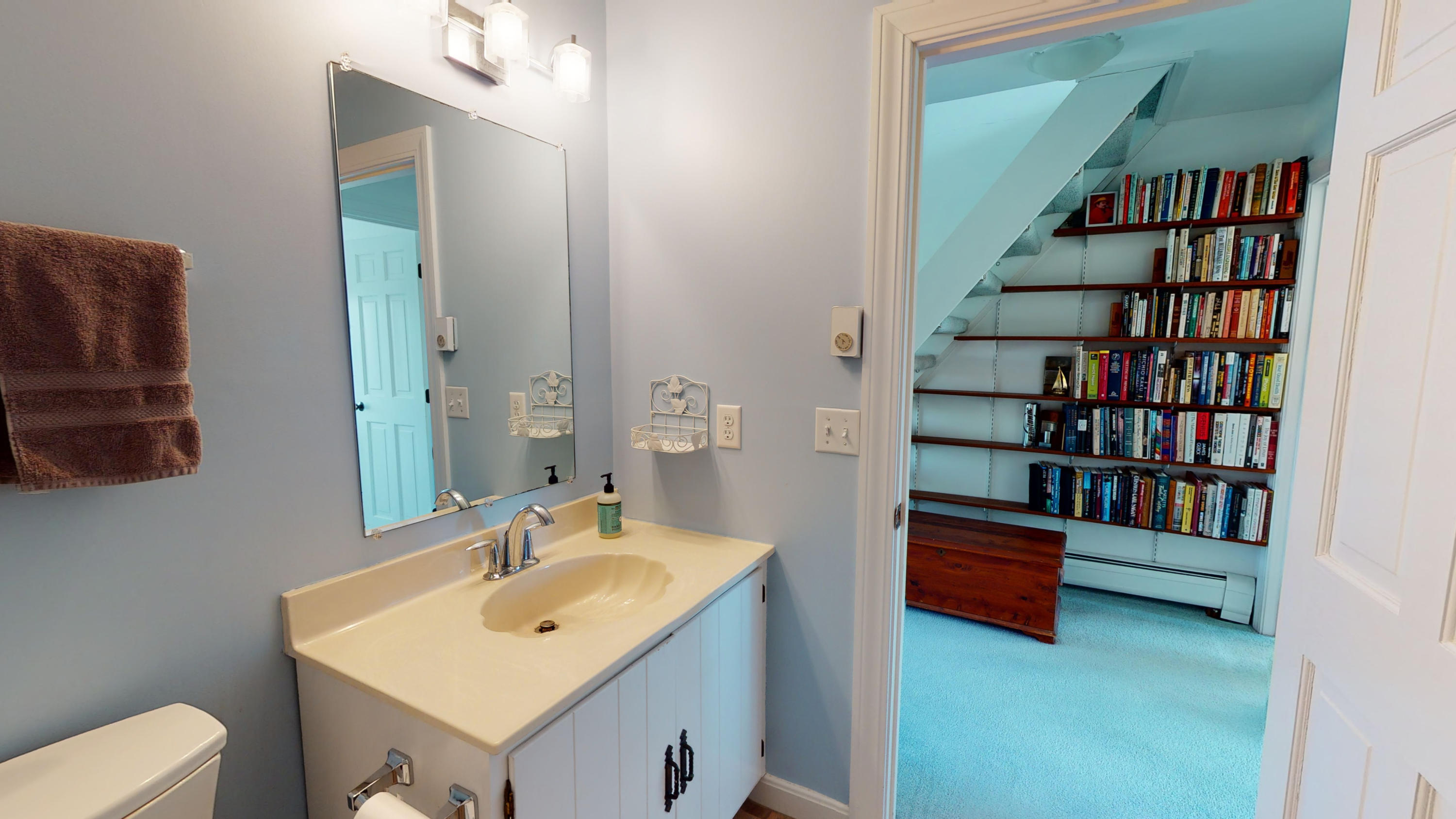 14 Stage Neck Road, Unit 3 York, ME 03909 - Photo 22 of 32 Full bath II