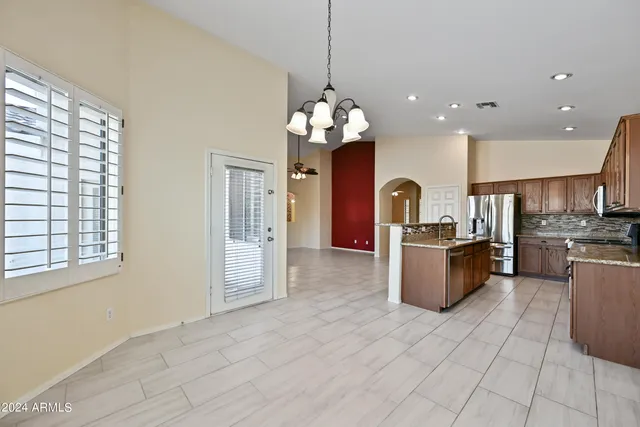 $2,700 | 2222 East Redwood Drive, Chandler, AZ 85286