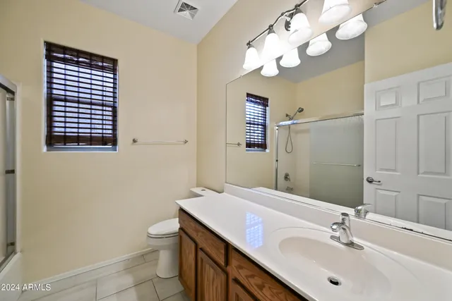 $2,700 | 2222 East Redwood Drive, Chandler, AZ 85286