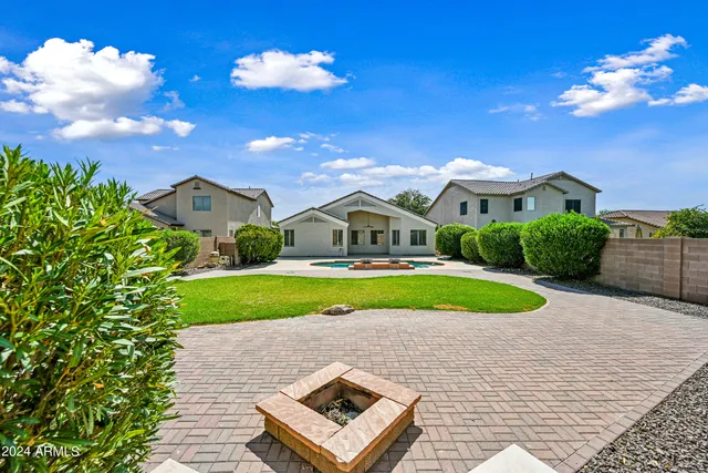 $2,700 | 2222 East Redwood Drive, Chandler, AZ 85286