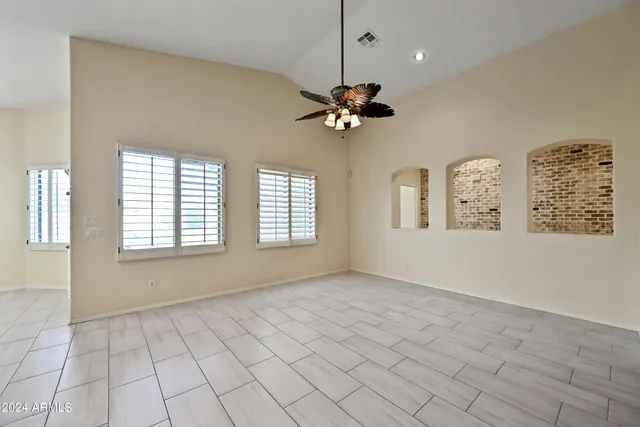 $2,700 | 2222 East Redwood Drive, Chandler, AZ 85286