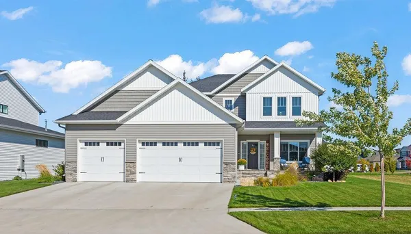 $778,900 | 3755 Houkom Drive East, West Fargo, ND 58078