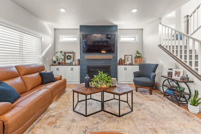 $789,890 | 3755 Houkom Drive East, West Fargo, ND 58078