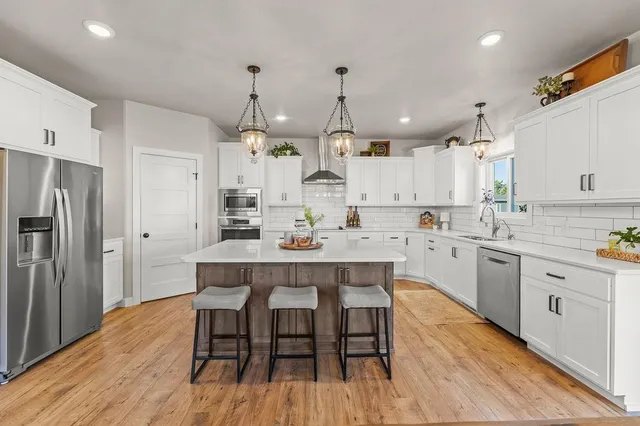 $789,890 | 3755 Houkom Drive East, West Fargo, ND 58078