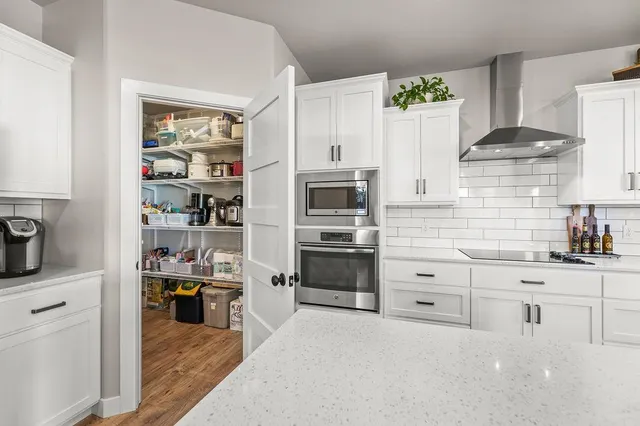 $789,890 | 3755 Houkom Drive East, West Fargo, ND 58078