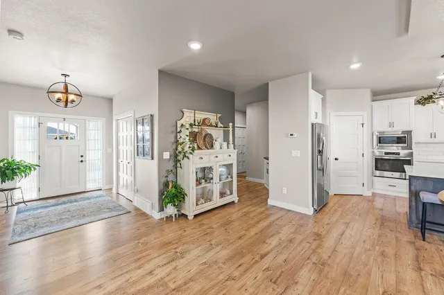 $789,890 | 3755 Houkom Drive East, West Fargo, ND 58078