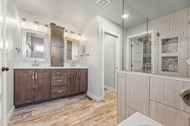 $800,000 | 3755 Houkom Drive East, West Fargo, ND 58078