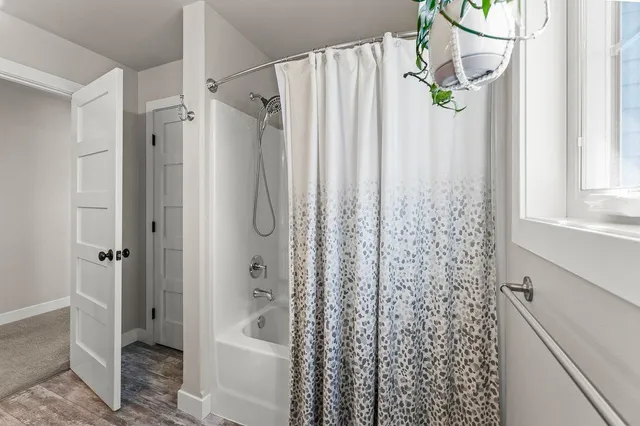 $789,890 | 3755 Houkom Drive East, West Fargo, ND 58078