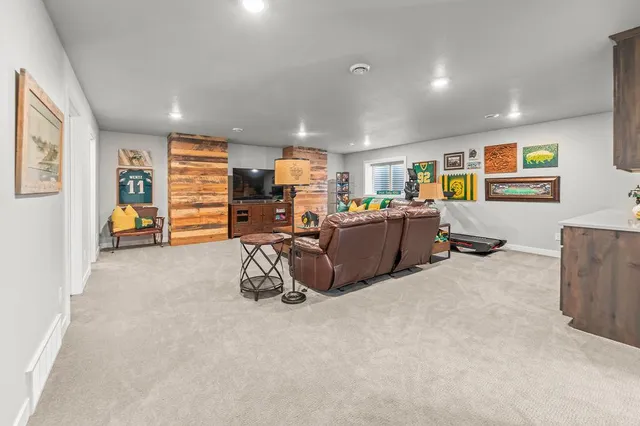 $800,000 | 3755 Houkom Drive East, West Fargo, ND 58078