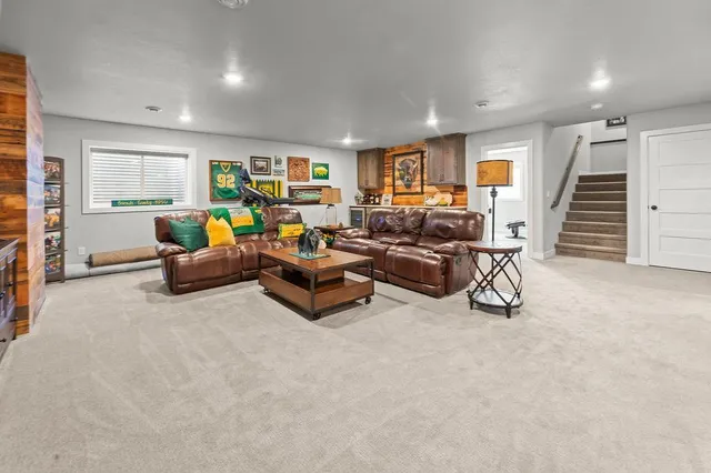 $789,890 | 3755 Houkom Drive East, West Fargo, ND 58078