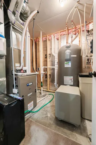 $800,000 | 3755 Houkom Drive East, West Fargo, ND 58078