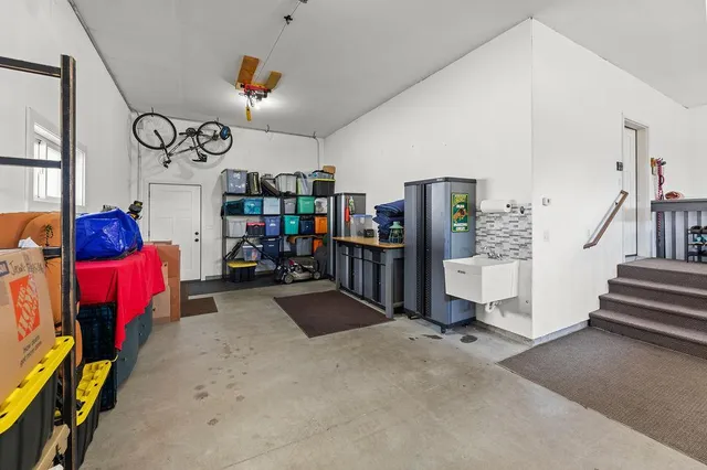 $800,000 | 3755 Houkom Drive East, West Fargo, ND 58078