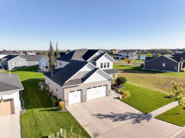 $800,000 | 3755 Houkom Drive East, West Fargo, ND 58078