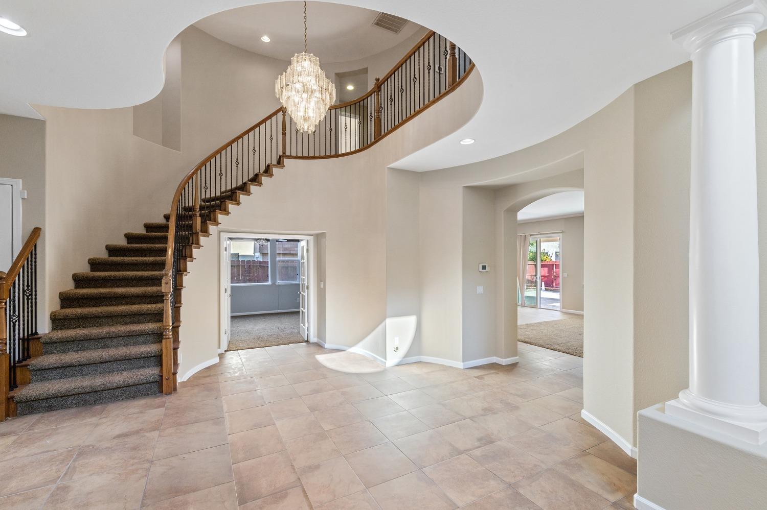 2090 Wisteria Place Manteca, CA 95337 - Photo 14 of 78