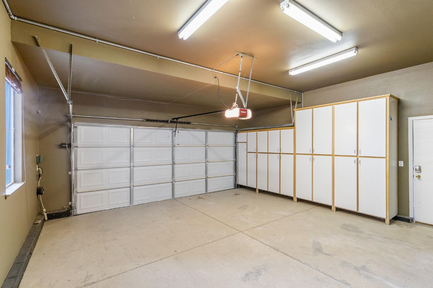 2090 Wisteria Place Manteca, CA 95337 - Photo 68 of 78 a view of a garage