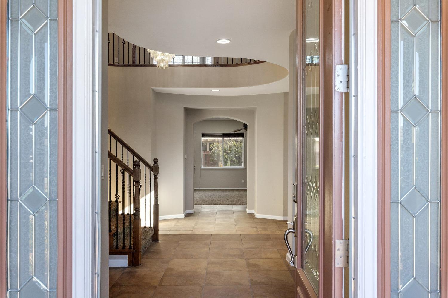 2090 Wisteria Place Manteca, CA 95337 - Photo 7 of 78