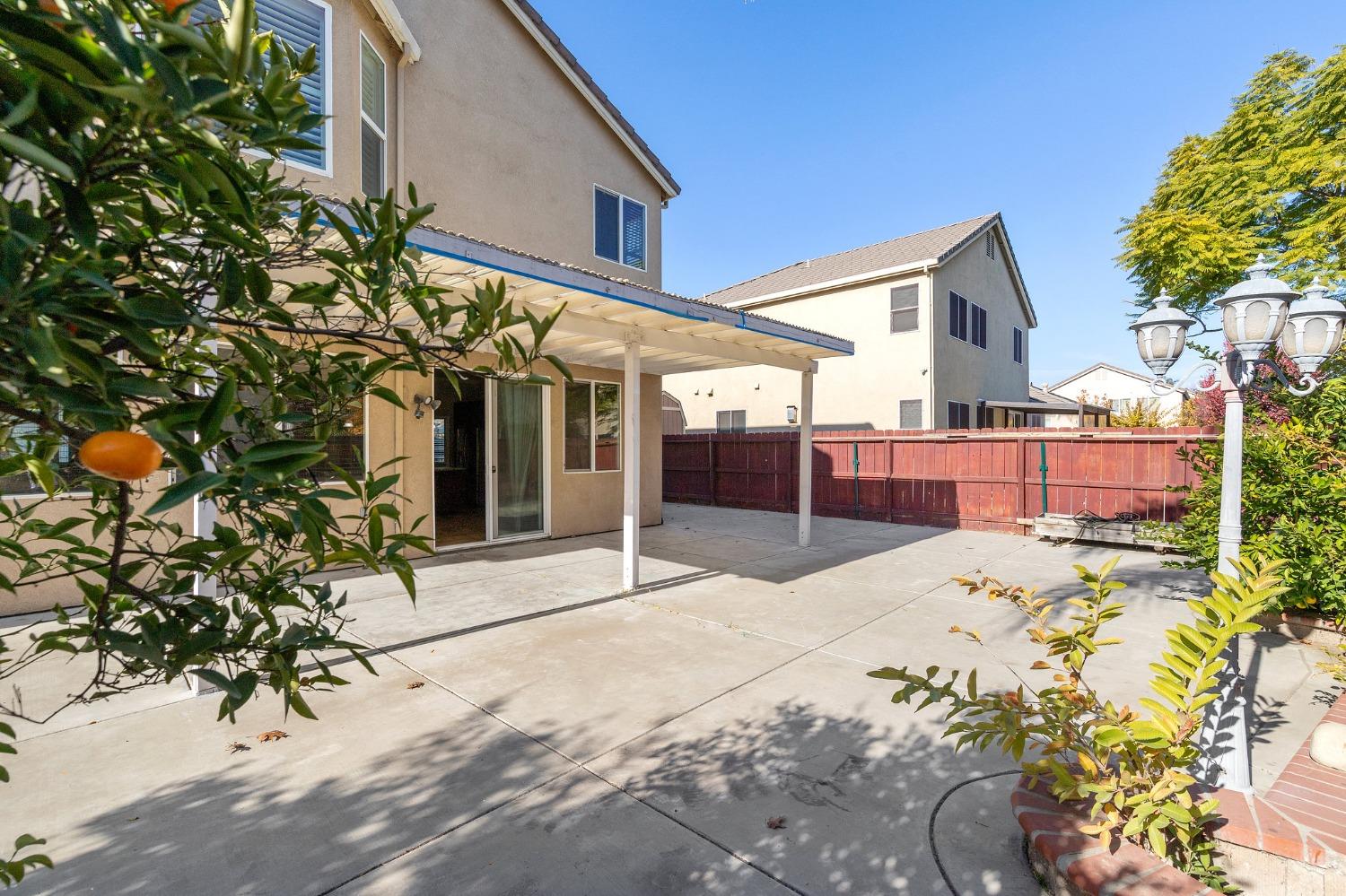 2090 Wisteria Place Manteca, CA 95337 - Photo 77 of 78