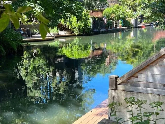 $988,000 | Undisclosed Address, Lake Oswego, OR 97034